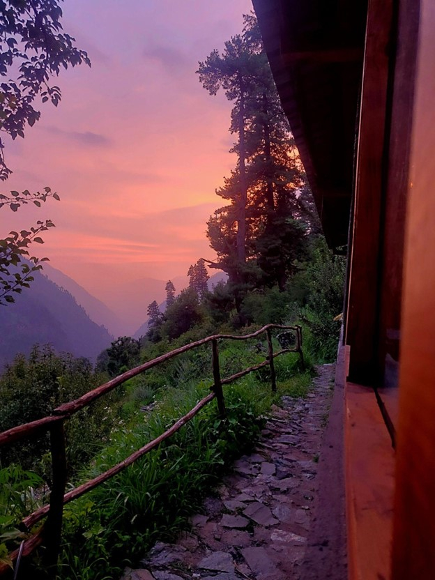 Parvati's Lap Hostel and Villa parvati valley, kasol, Himalayas - Privacy curtains for each bunk ensure personal comfort even in a large dorm setting. This makes it one of the best budget group stays in Parvati Valley.