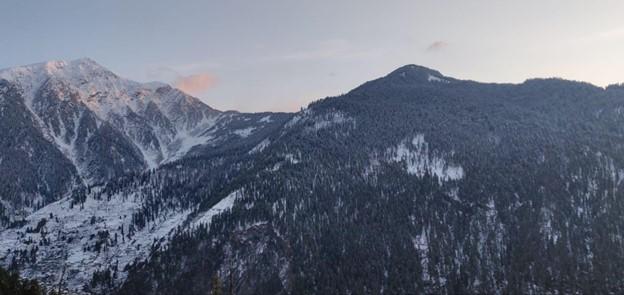 Parvati's Lap - Luxury Hostel & Villa, Lapas Village (Kasol), Parvati Valley, Himachal Pradesh — Himalayan view photo 2